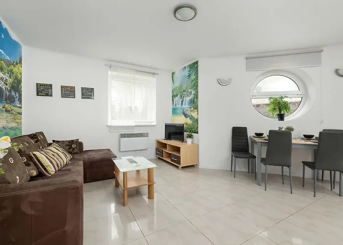 Ustronie Morskie Sunny Close To The By Renters Appartement Ustronie Morskie