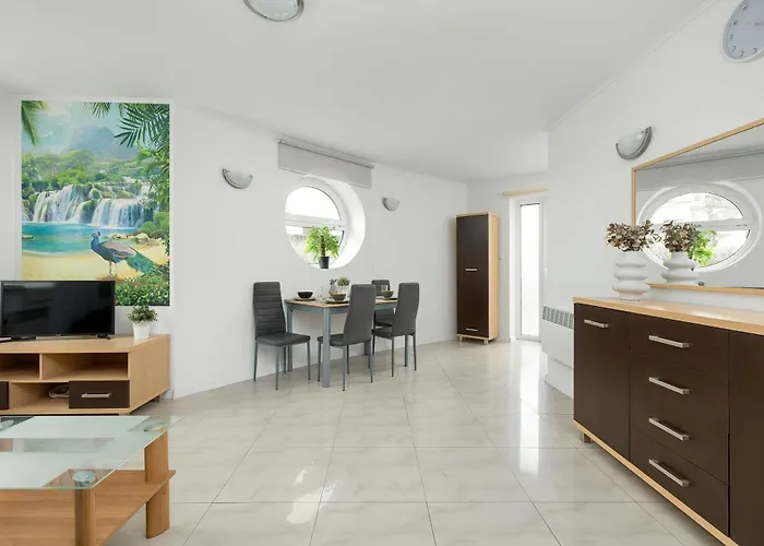 Ustronie Morskie Sunny Close To The By Renters * Ustronie Morskie