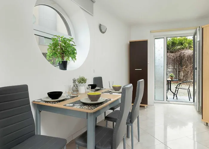 Ustronie Morskie Sunny Close To The By Renters *